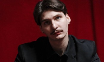 Дима Устинов
